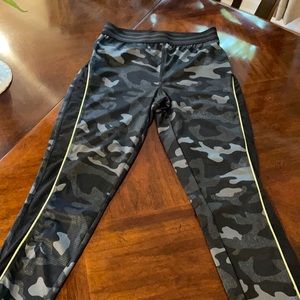 forever 21 camouflage leggings xs